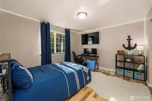 8132 NE Yeti Ln, Bainbridge Island, WA 98110 - Photo 19