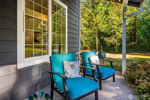 8132 NE Yeti Ln, Bainbridge Island, WA 98110 - Photo 3