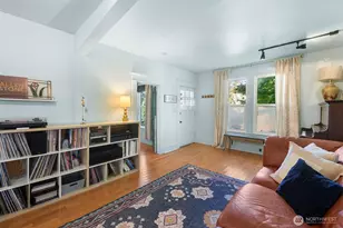 2359 NW 67th St, Seattle, WA 98117 - Photo 5