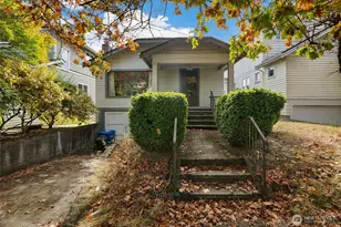 2405 N 40th St, Seattle, WA 98103 - Photo 3