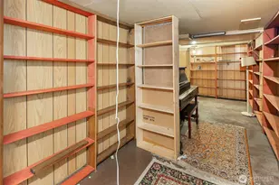 2405 N 40th St, Seattle, WA 98103 - Photo 23