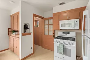 708 Hoyt Ave, Everett, WA 98201 - Photo 13