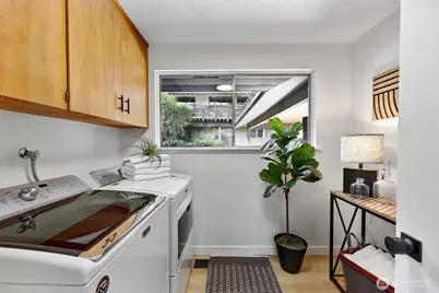 9100 SE 72nd Place, Mercer Island, WA 98040 - Photo 23