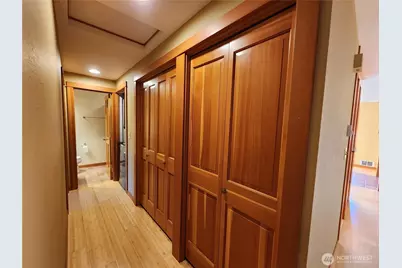 125 Madison Avenue N #125, Bainbridge Island, WA 98110 - Photo 11