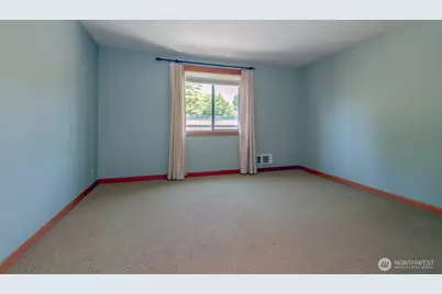 125 Madison Avenue N #125, Bainbridge Island, WA 98110 - Photo 15