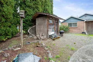702 E 51st St, Tacoma, WA 98404 - Photo 21