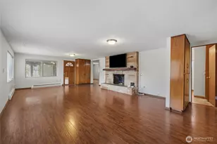 702 E 51st St, Tacoma, WA 98404 - Photo 3