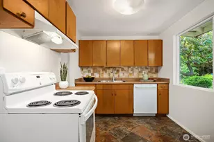 200 154th Pl SE, Bellevue, WA 98007 - Photo 9