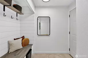 8609 25th Ave SW, Seattle, WA 98106 - Photo 3