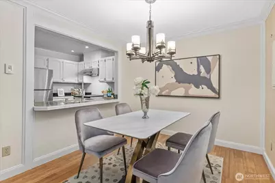 14702 NE 51st Street #A2, Bellevue, WA 98007 - Photo 9