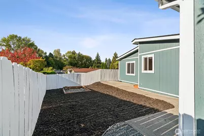17125 Woodcrest Drive NE, Bothell, WA 98011 - Photo 29