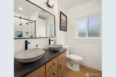 4206 Dayton Avenue N, Seattle, WA 98103 - Photo 19