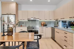 4405 S Holly St, Seattle, WA 98118 - Photo 5