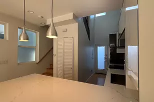 6317 34th Ave, Seattle, WA 98126 - Photo 3
