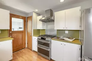 5013 N 33 St, Tacoma, WA 98407 - Photo 7