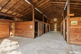 12510 Rainier Acres Rd SE, Rainier, WA 98576 - Photo 39
