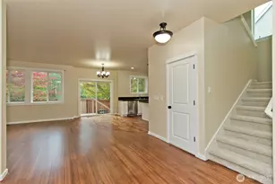 24012 220th Pl SE, Maple Valley, WA 98038 - Photo 13