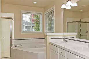 24012 220th Pl SE, Maple Valley, WA 98038 - Photo 17