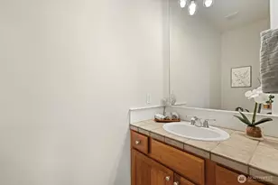 7717 Greenridge Ct SE, Snoqualmie, WA 98065 - Photo 9