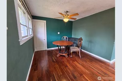 448 Pelly Avenue N, Renton, WA 98057 - Photo 5