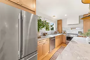 7739 19th Ave NW, Seattle, WA 98117 - Photo 9