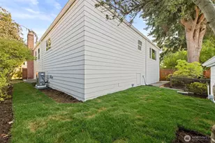 7739 19th Ave NW, Seattle, WA 98117 - Photo 29
