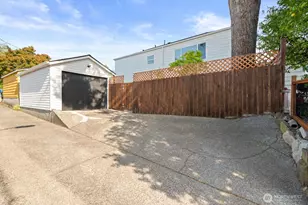 7739 19th Ave NW, Seattle, WA 98117 - Photo 33