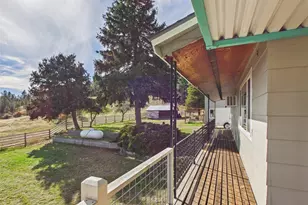 7 N Lake Ln, Republic, WA 99166 - Photo 5