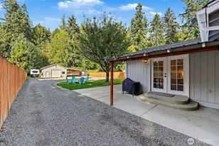 10024 Angeline Rd E, Bonney Lake, WA 98391 - Photo 33