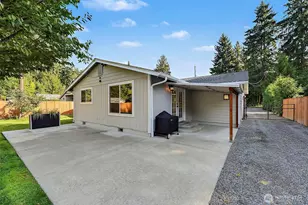10024 Angeline Rd E, Bonney Lake, WA 98391 - Photo 27