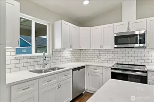 405 Ridgewood Dr, Manson, WA 98831 - Photo 9