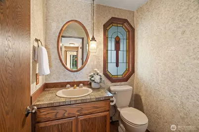 405 140th Avenue NE, Bellevue, WA 98005 - Photo 7