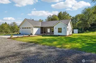 184 Trout Lakes Rd, Castle Rock, WA 98611 - Photo 1