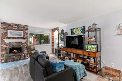 2826 Garden Court #B, Steilacoom, WA 98388 - Photo 9