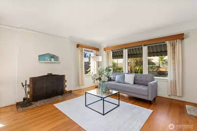 7850 Renton Avenue S, Seattle, WA 98118 - Photo 3
