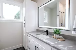 12648 NE 80th St, Kirkland, WA 98033 - Photo 25