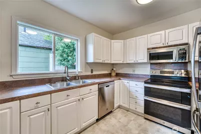 2005 NE Jensen Avenue, Bremerton, WA 98310 - Photo 11