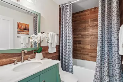 13271 15th Avenue NE #B13, Seattle, WA 98125 - Photo 17
