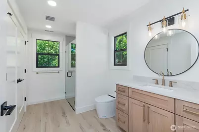 7745 Seward Park Avenue S, Seattle, WA 98118 - Photo 5