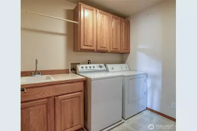 597 Blue Wing Loop SE, Ocean Shores, WA 98569 - Photo 33