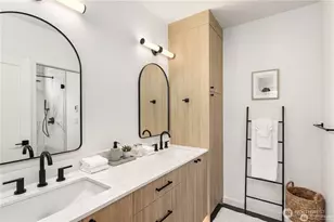 3638 Greenwood Ave N, Seattle, WA 98103 - Photo 7