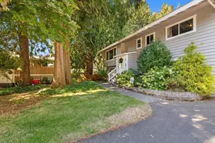 19310 1st Ave SE, Bothell, WA 98012 - Photo 3