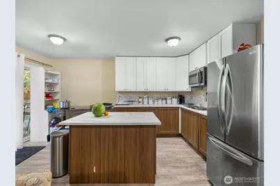 19310 1st Avenue SE, Bothell, WA 98012 - Photo 29