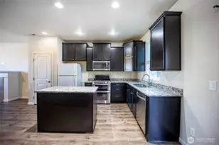 13808 65th Ave E, Puyallup, WA 98373 - Photo 17