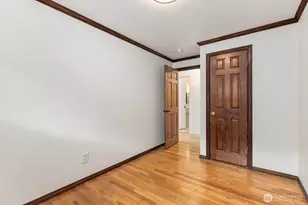 10241 NE 20th Pl, Bellevue, WA 98004 - Photo 13