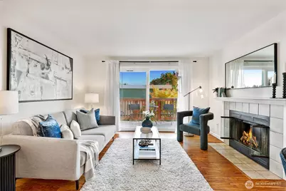 7000 Cleopatra Place NW #301, Seattle, WA 98117 - Photo 3