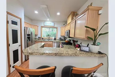 18866 108th Lane SE, Renton, WA 98055 - Photo 9