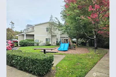 18866 108th Lane SE, Renton, WA 98055 - Photo 31