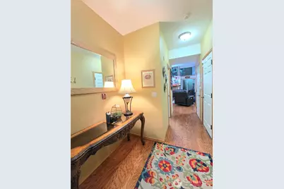 18866 108th Lane SE, Renton, WA 98055 - Photo 3