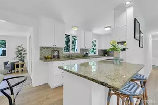 20915 W Richmond Rd, Bothell, WA 98021 - Photo 11